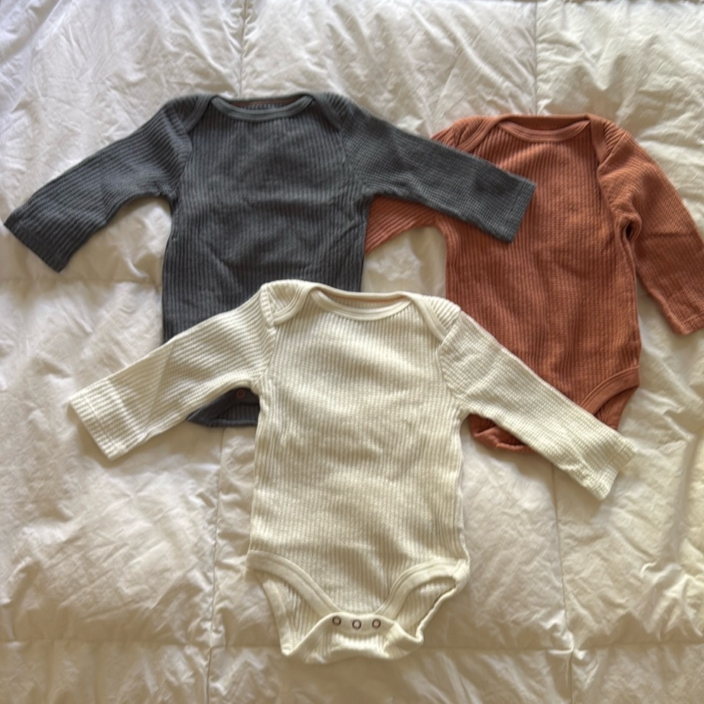 Could island long sleeve be onesie 3-6months
